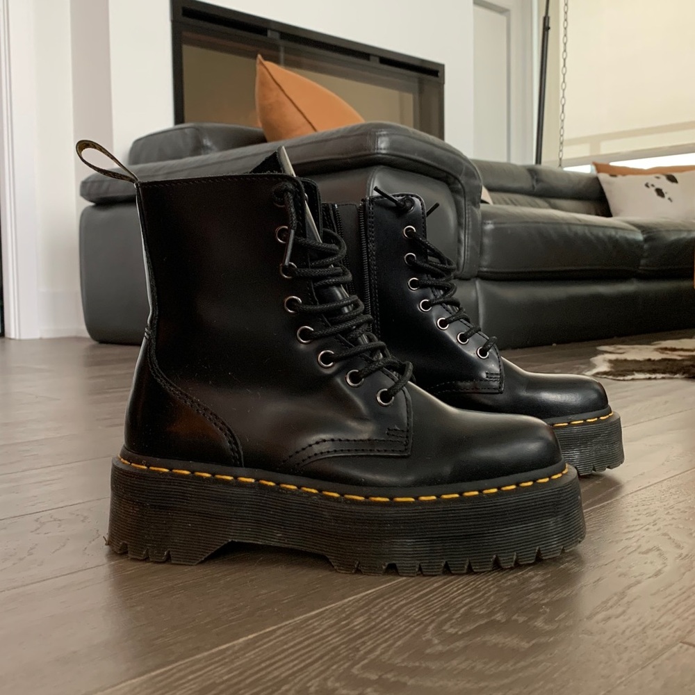 Dr. Martens Jadon Smooth Leather Platform Boots